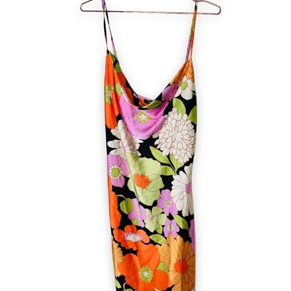 NWOT Forever 21 Floral Retro Asymmetrical Dress Medium - Picture 2 of 6